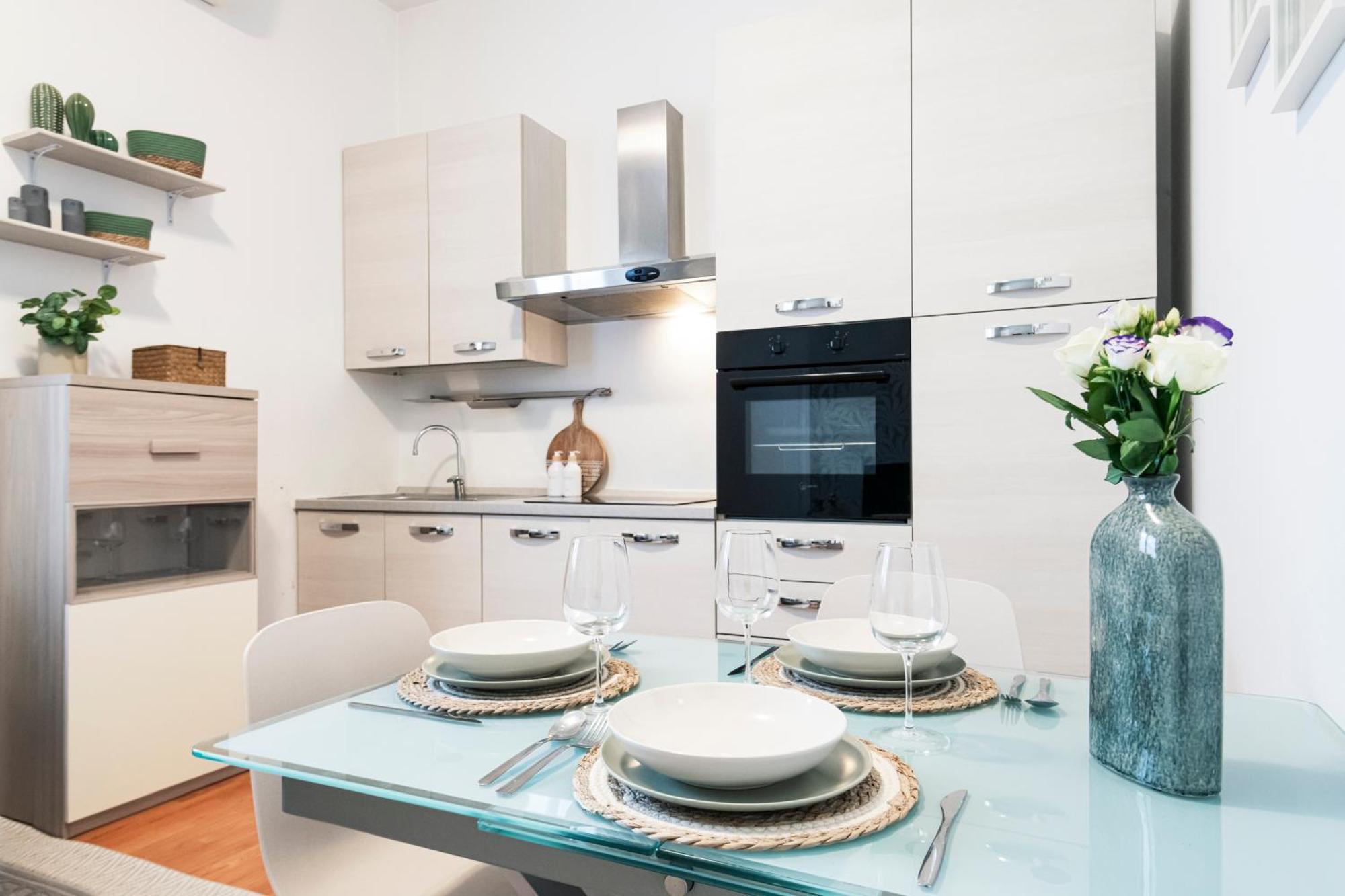 Cozy Apartament In Piazza 5 Giornate By Easylife Milano Ngoại thất bức ảnh